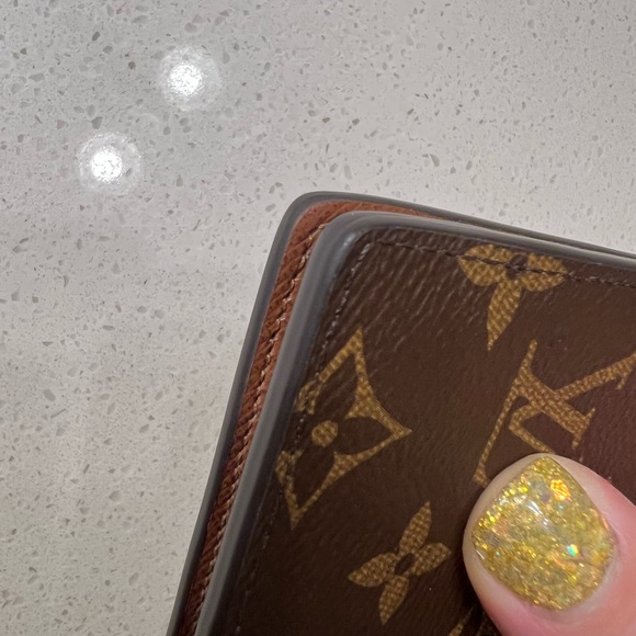Louis Vuitton wallet - Picture 13 of 16